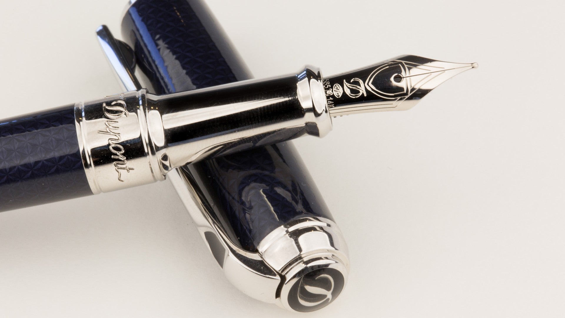 The Art of Elegance: Cleaning and Maintaining Your Fountain Pen – Art 