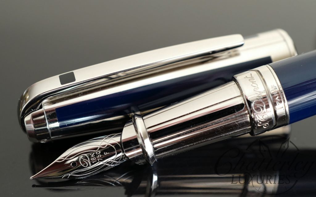 Vintage S.T. Dupont Olympio fountain pen with blue lacquer and palladium finish.