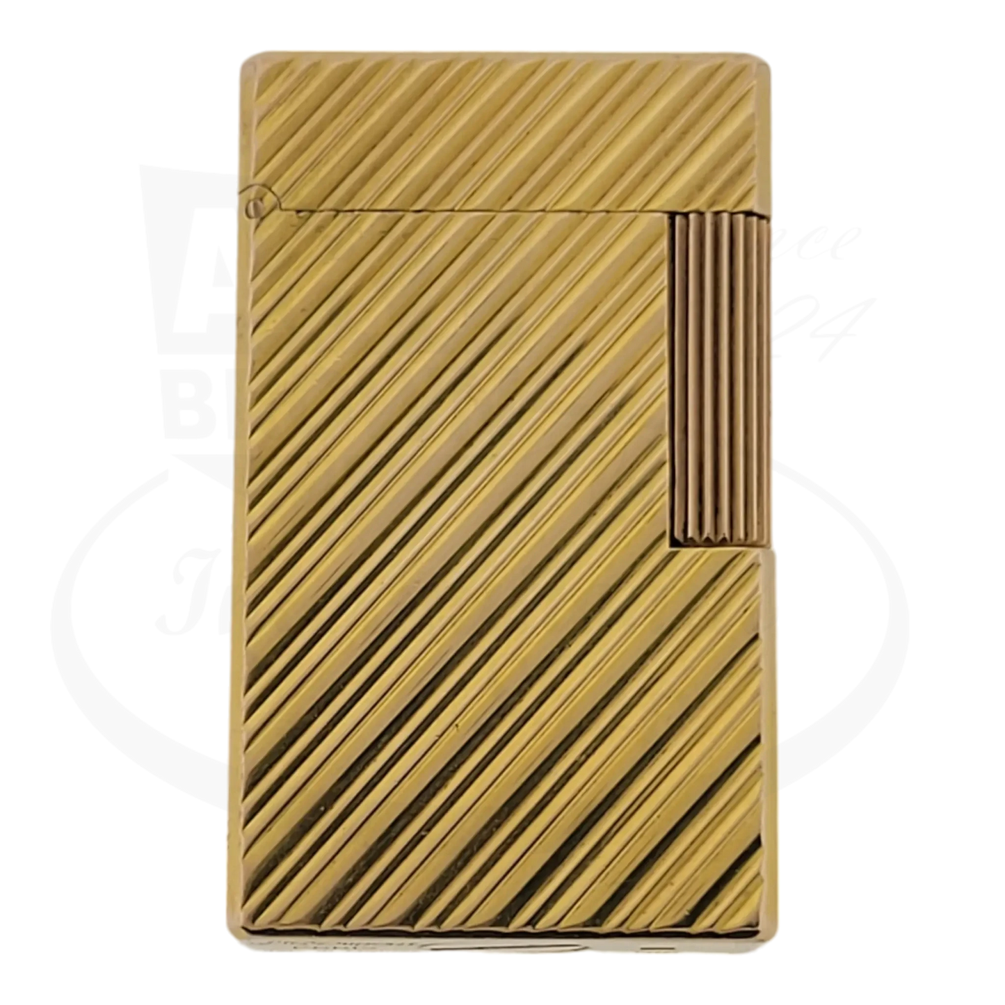 "S.T. Dupont Ligne 1 BS Gold lighter, diagonal lines, front view, 012335